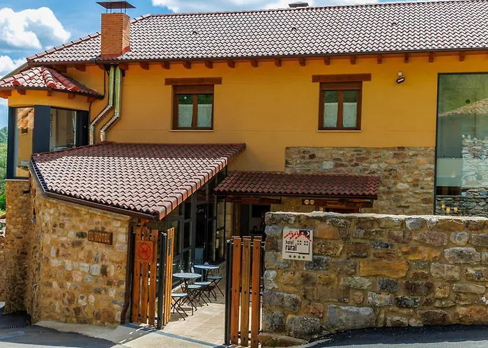 Отель El & De 4*